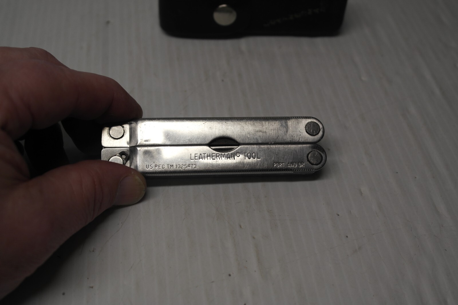 VTG Original Leatherman Multi-Tool Portland Oregon 1325473 W/Sheath USA 4”
