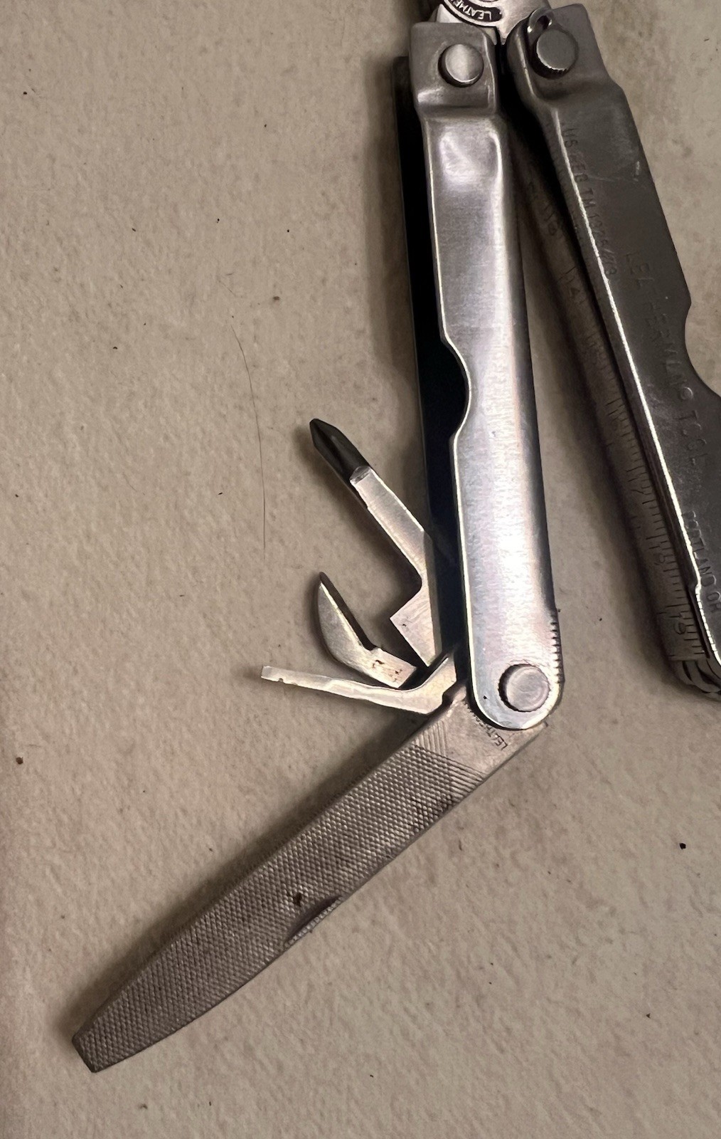 Leatherman Pocket Survival Tool Multitool PST TM 1325473 Leather Sheath