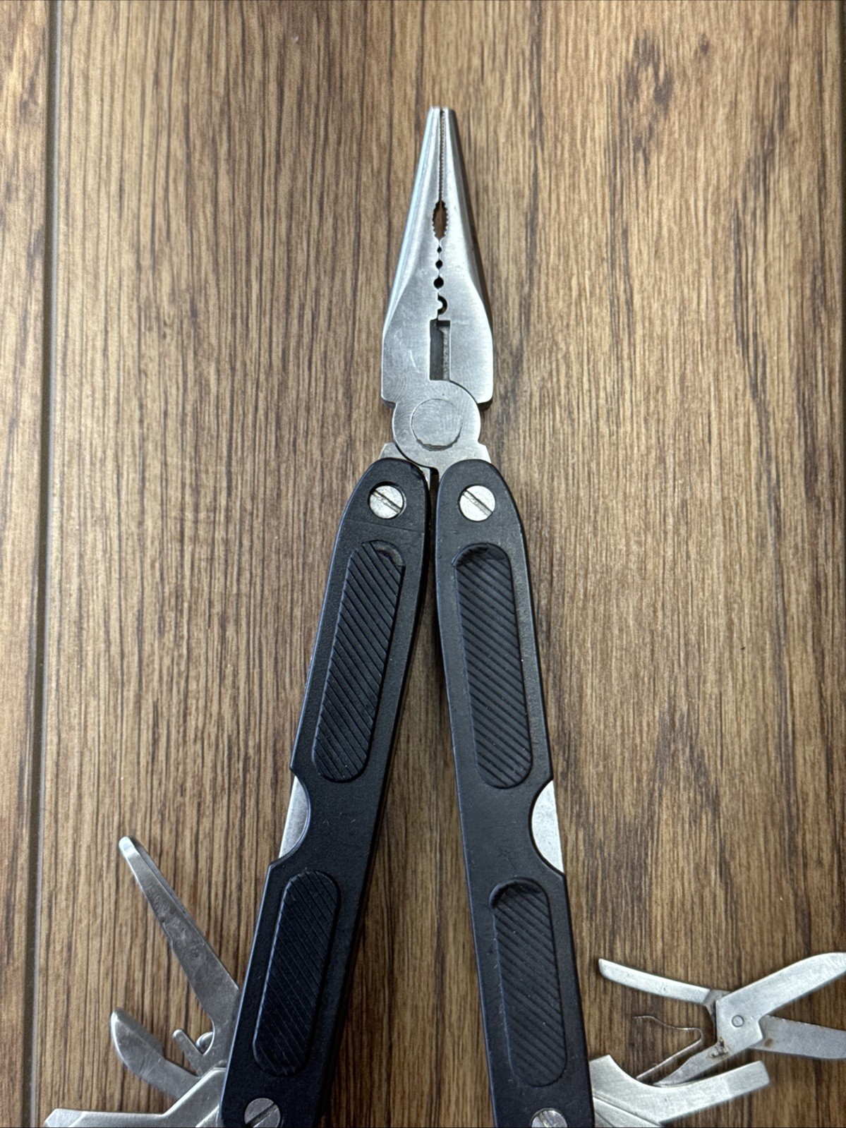 11-in-1 multi tool Pliers Knife Opener File Survival Hunting Camping