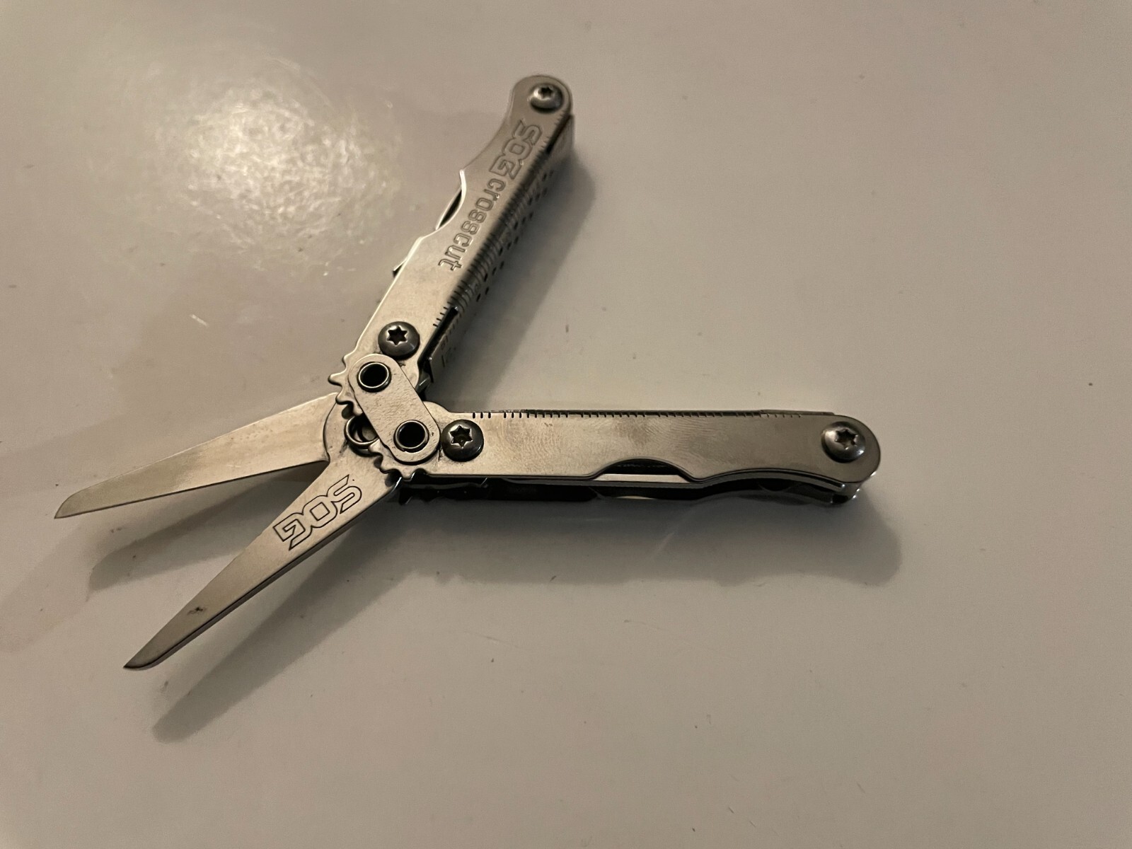 SOG Crosscut Small Stainless Steel Multi-Tool Scissors Knife