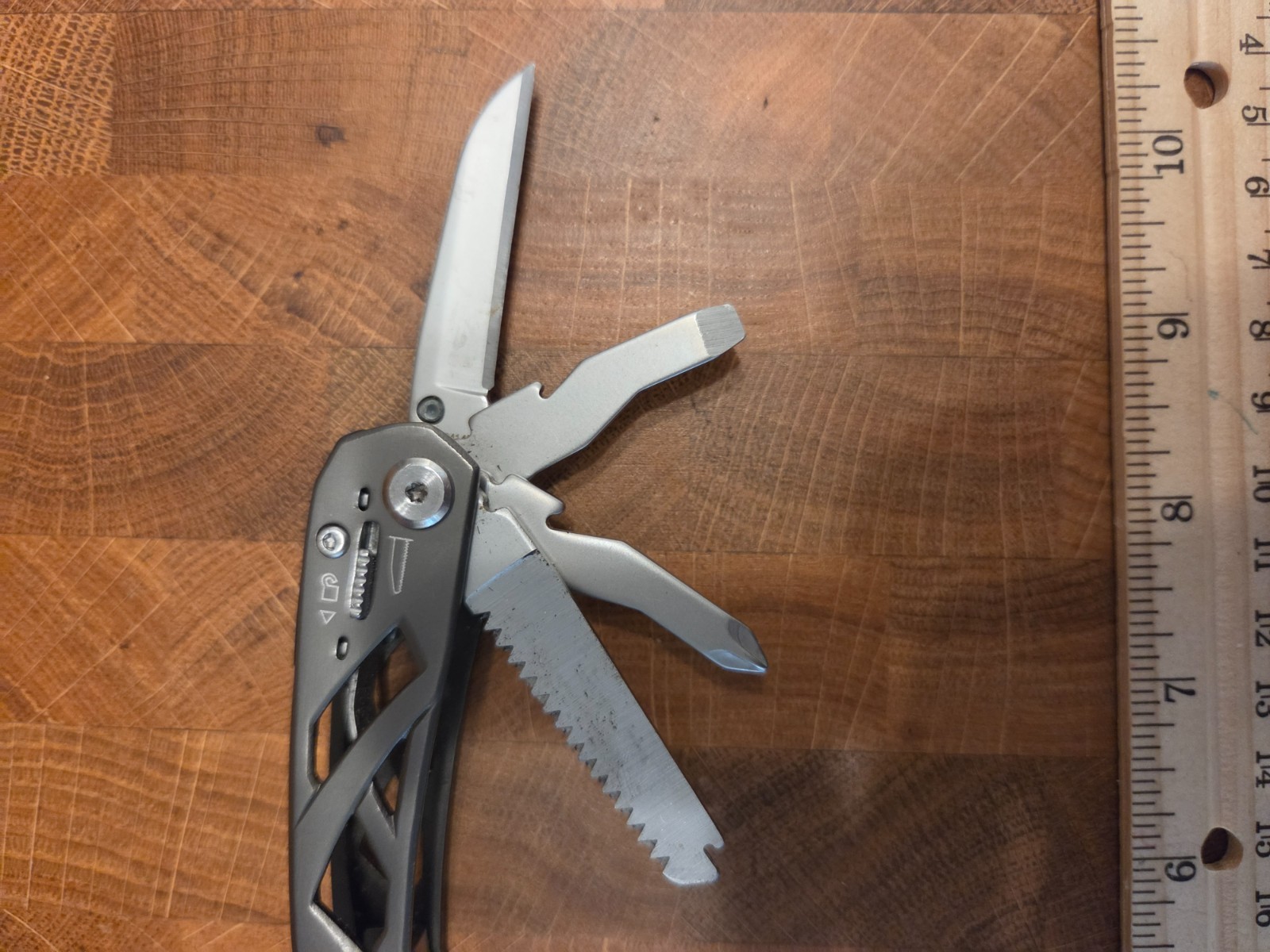 Gerber Gear Suspension 12-in-1 EDC Multi-Plier Multitool Camping & Survival