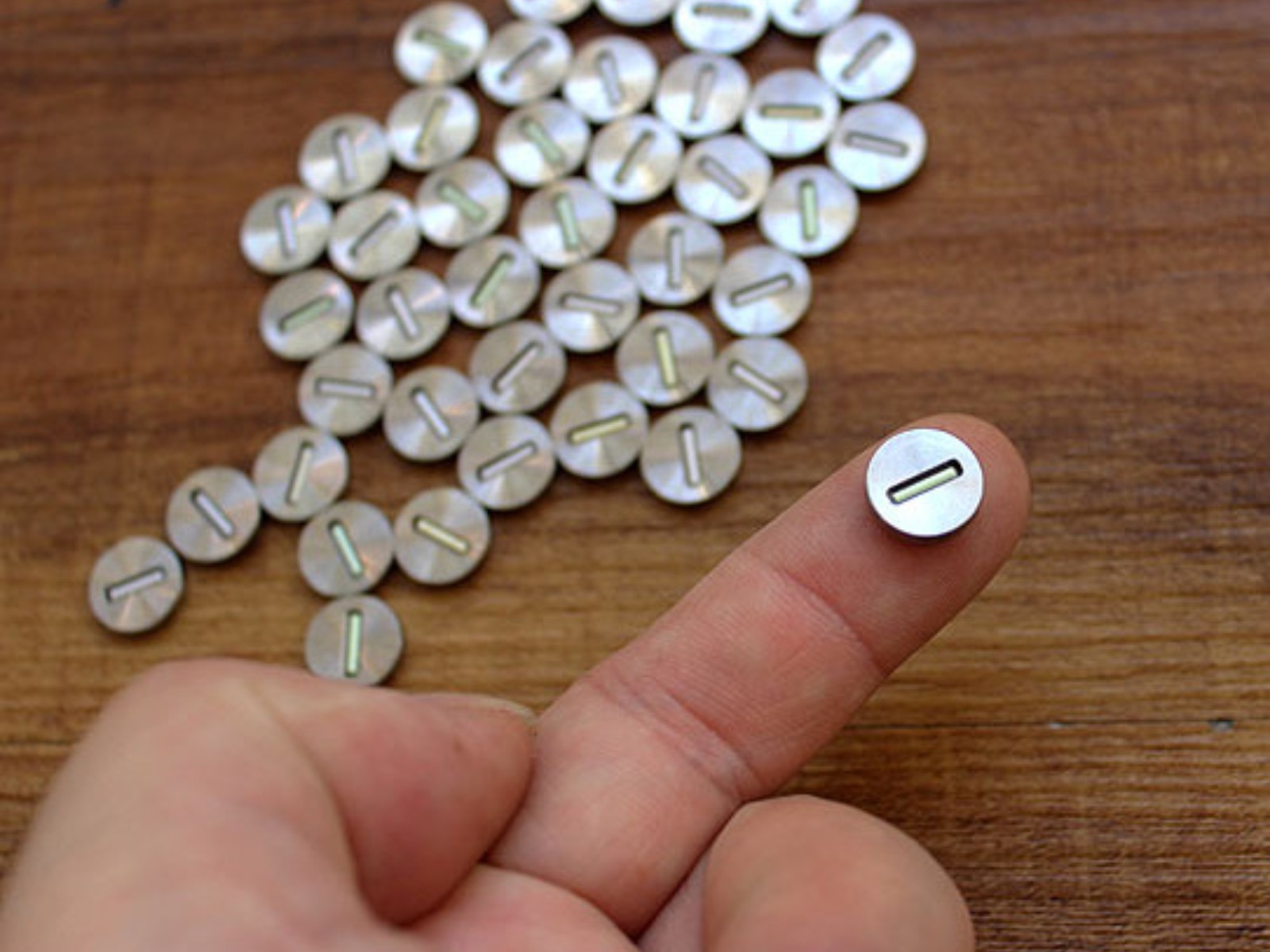 New TC4 Titanium Alloy Patch Light Night Self-luminous Signal Lamp Patch