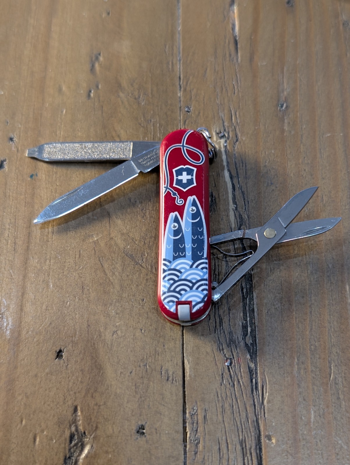 Victorinox – Sardine Can Classic SD – Swiss Army SAK – Multi-Tool – BS-111