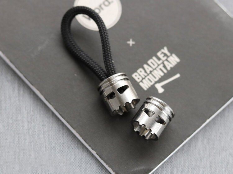 Titanium Piston Skull Knife Bead Key Parachute Cord DIY Pendant Lanyard EDC