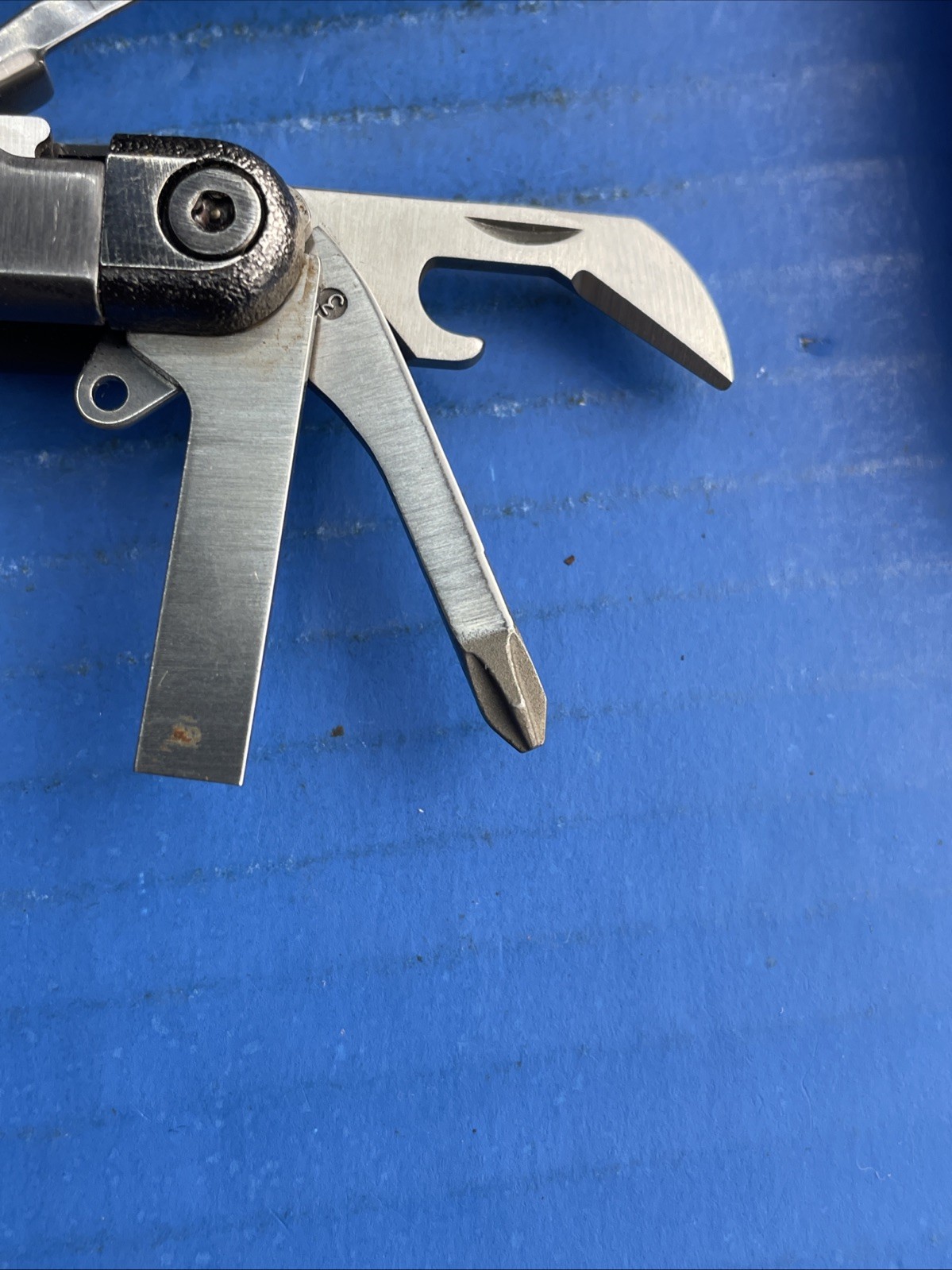 Leatherman Wave Original 20th Anniversary Limited Edition black oxide