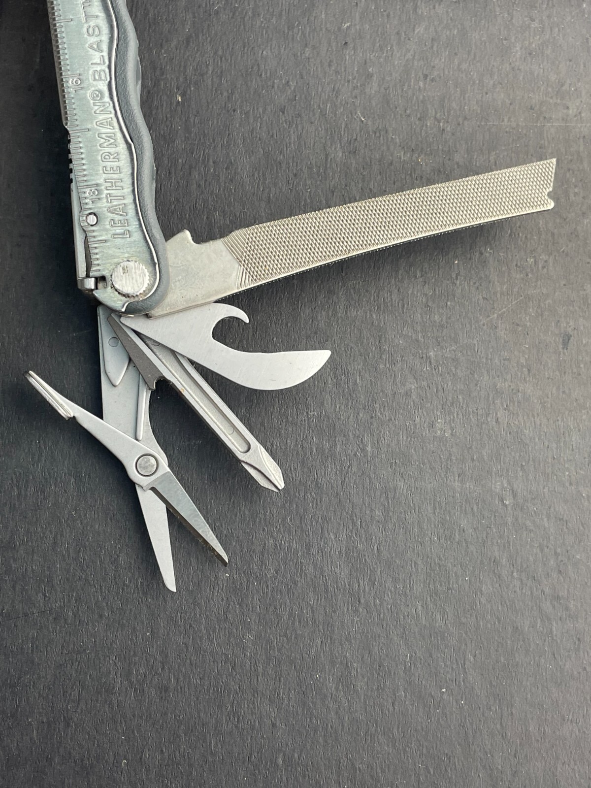 Leatherman BLAST Multi-Tool , Retired Multitool w/ Knife Pliers