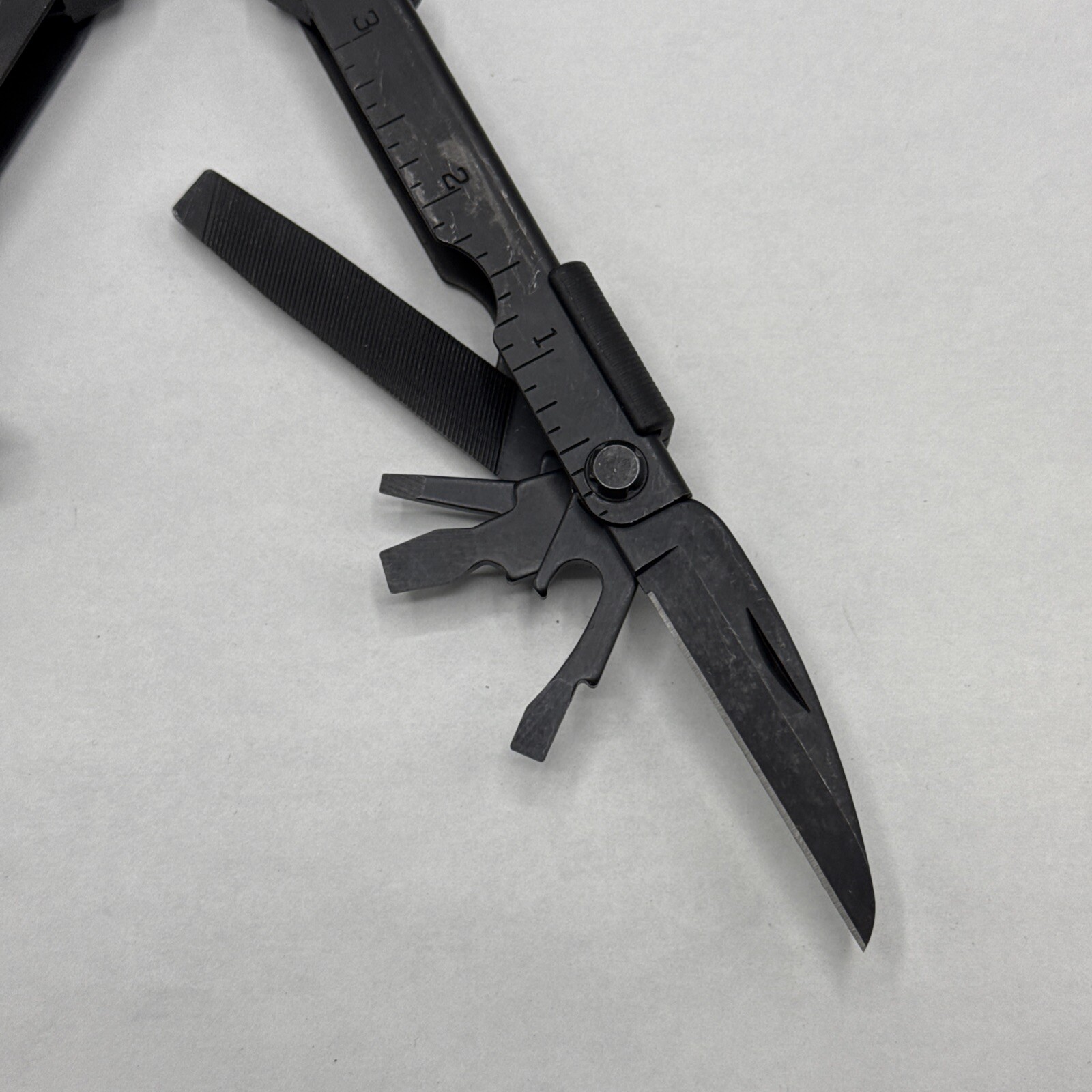 Gerber MP 600, Carbide Cutters, Needlenose – Black
