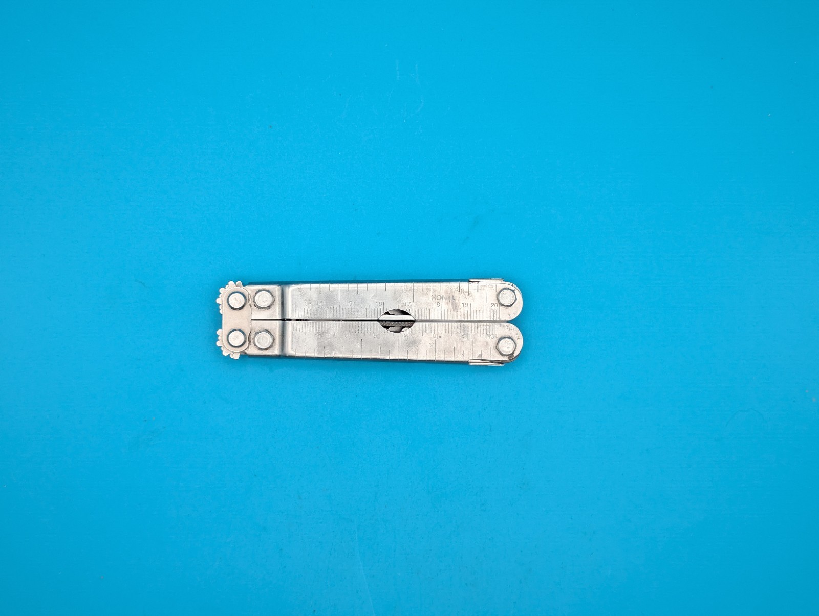 SOG Specialty Knives & Tools Multi Tool Lynnwood WA USA