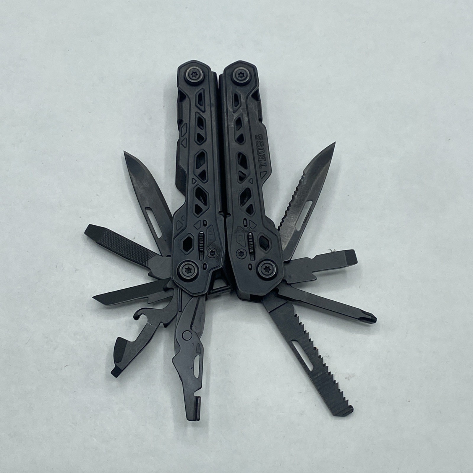 Gerber Truss Multi Tool with Sheath – Black