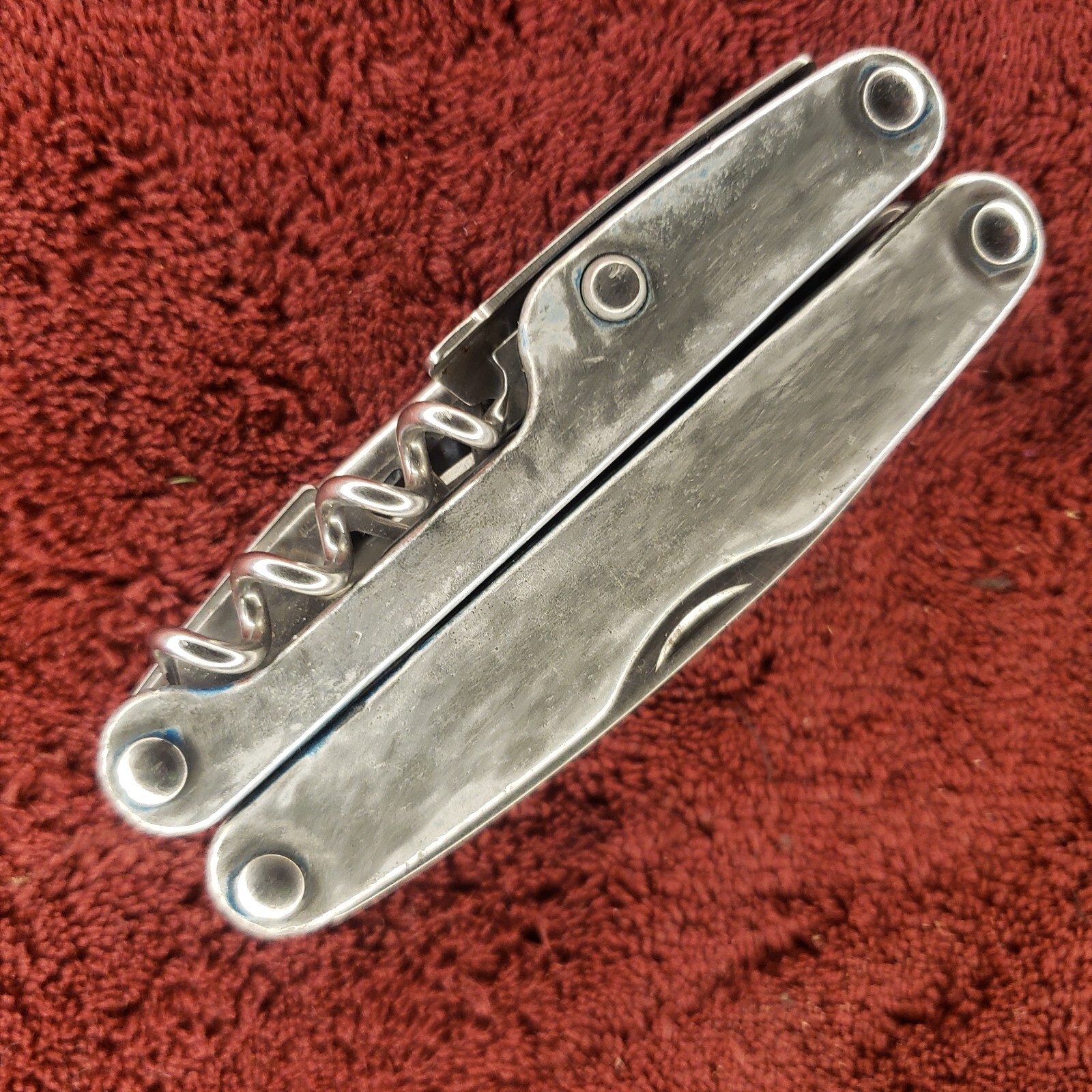 Leatherman Juice CS4 Multi-Tool Stainless Pliers Multi Tool read