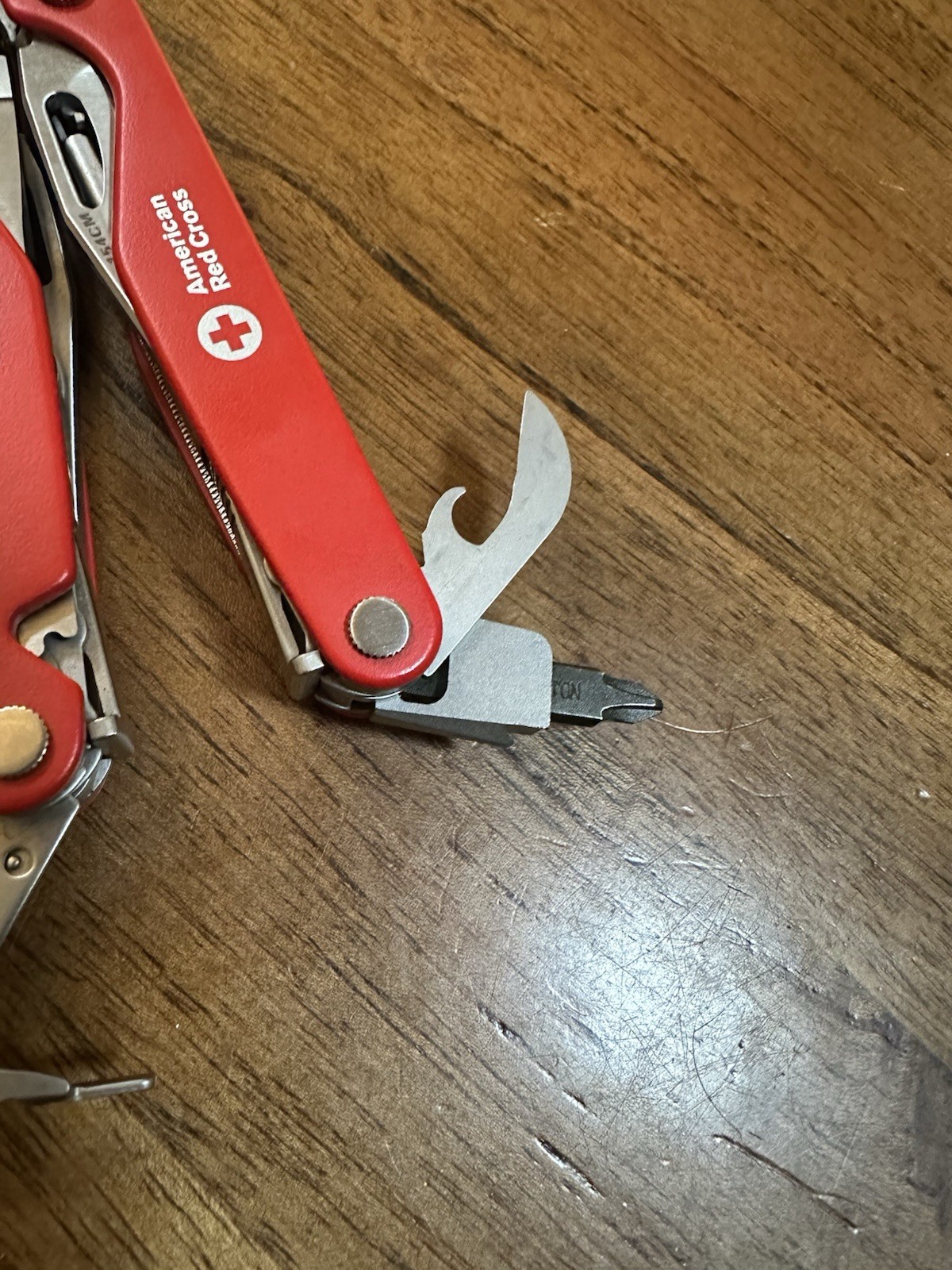 Leatherman Charge AL Red Cross Limited Edition – Rare