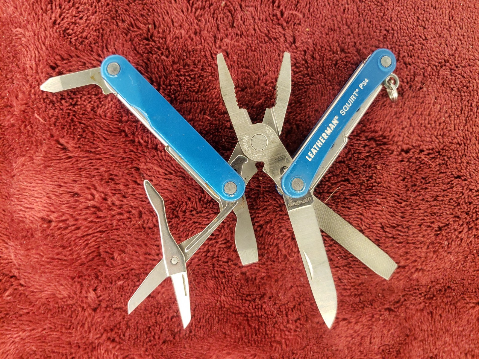 🔪🔪 Leatherman Squirt PS4 Multi-Tool Blue Keychain