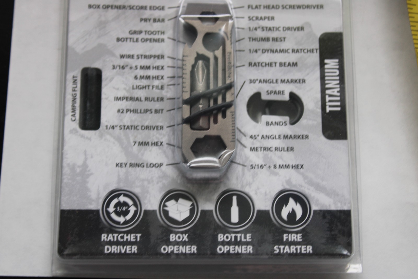 EverRatchet – EDC Bladeless Keychain Multitool – 17-in-1 tool with Bottle Ope…