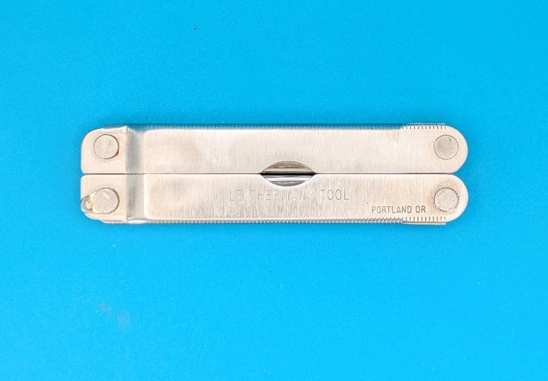 Leatherman PST 2 Multi Tool! 03/97 date stamp! Fast Shipping!