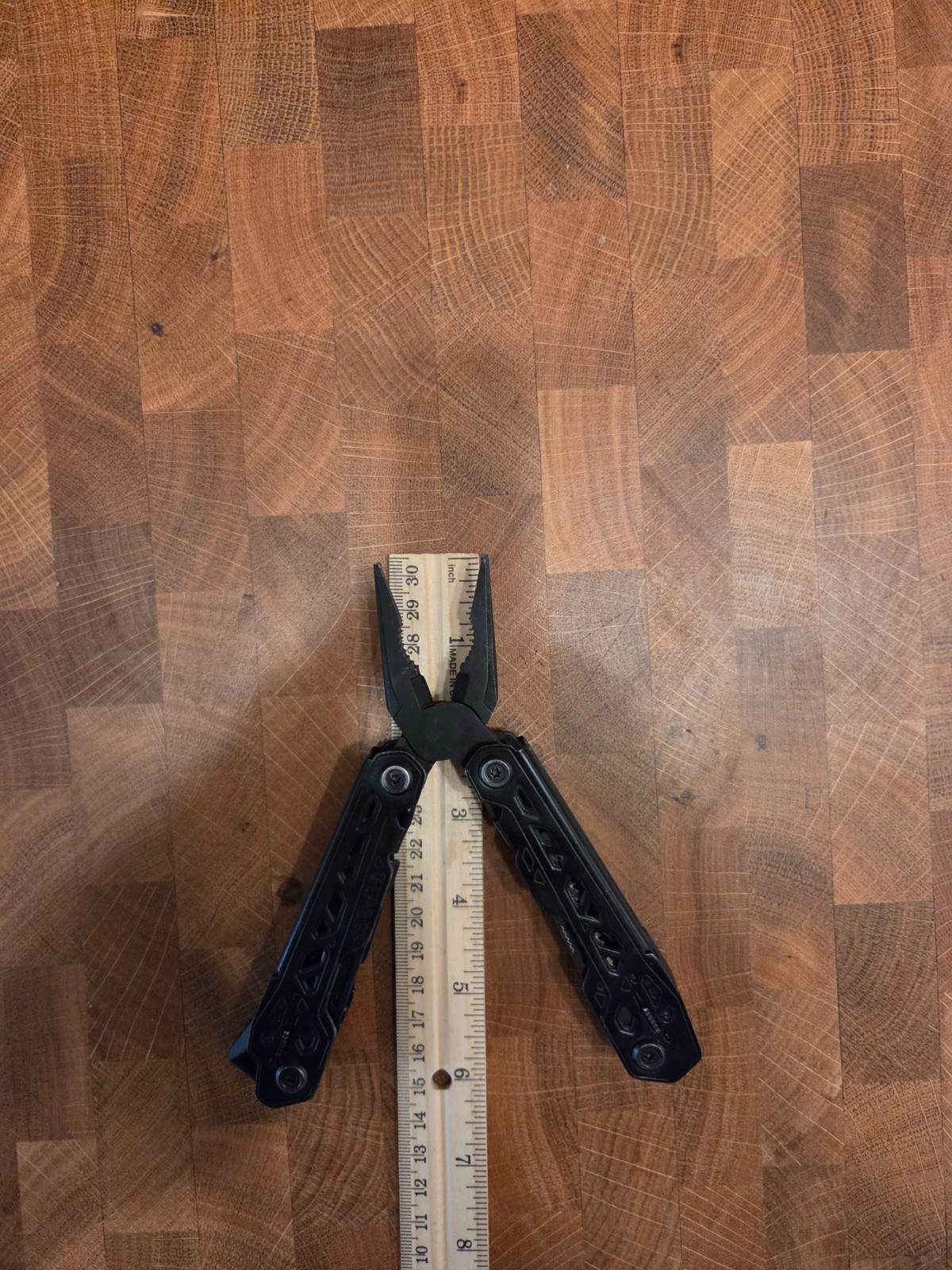 Gerber Truss 17-in-1 Tactical Multi Tool EDC Needle Nose Pliers