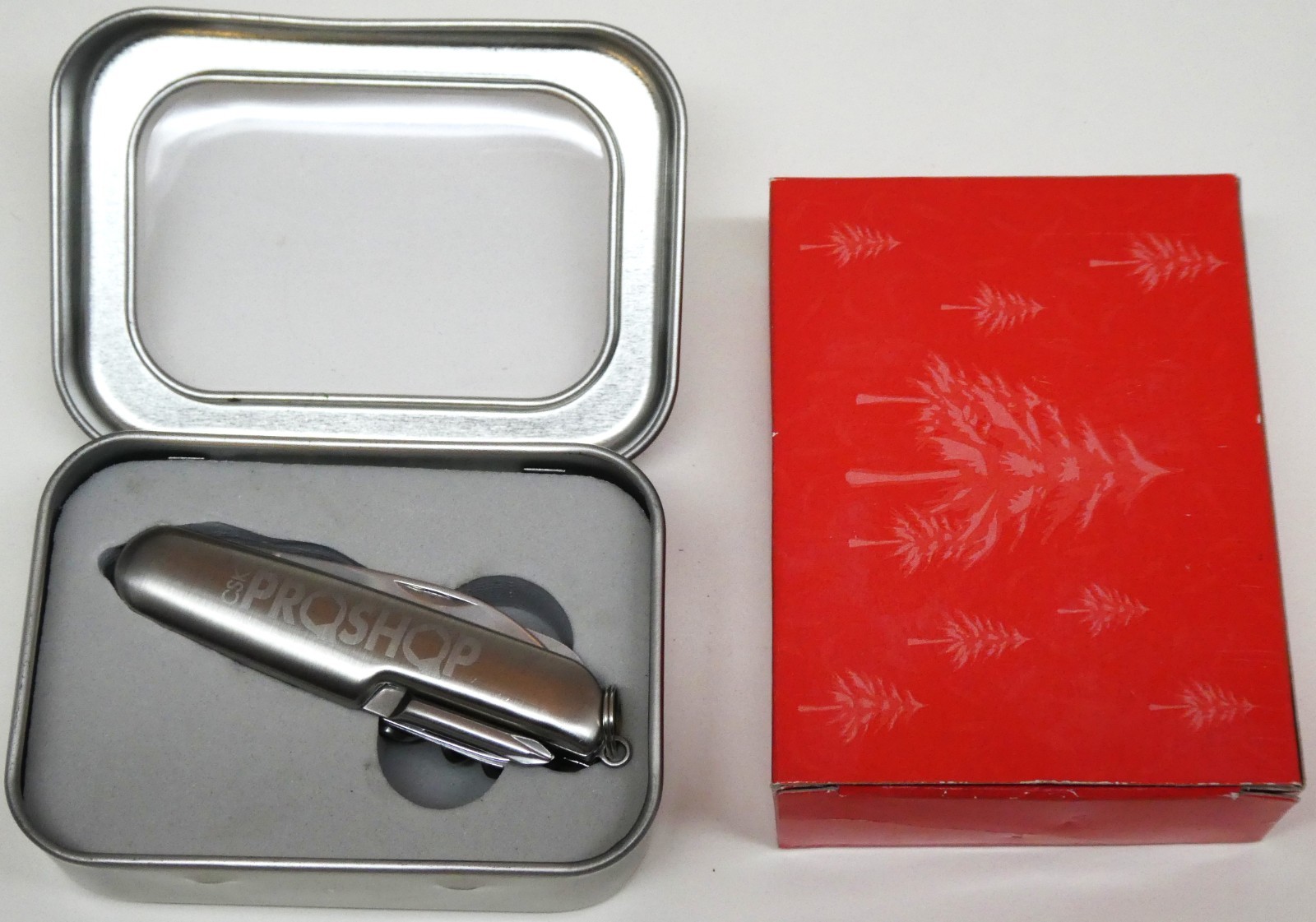 CSK Proshop (O’Reilly) Multi-Tool Promo 11 Tools Knife, Plus Display Case