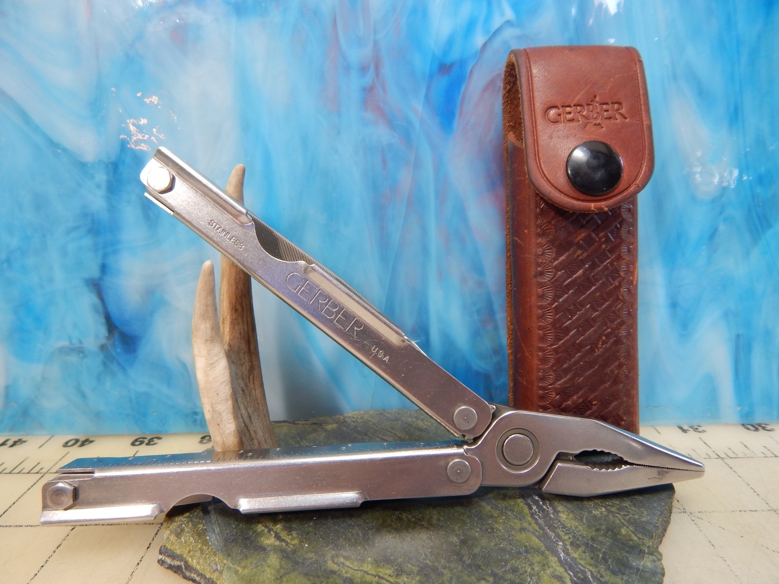VINTAGE Gerber MPT Military Provisional Tool leather sheath multi-tool pliers