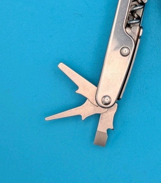 Leatherman Juice CS4 Multi Tool! Retired! Granite Gray!