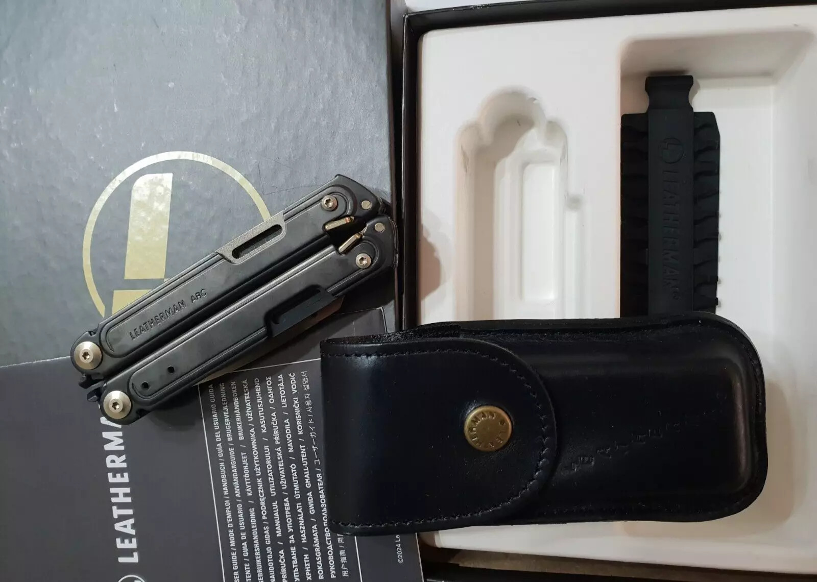 🔥🔥🔥 Leatherman Arc Obsidian Black Limited Edition MagnaCut Very Rare New