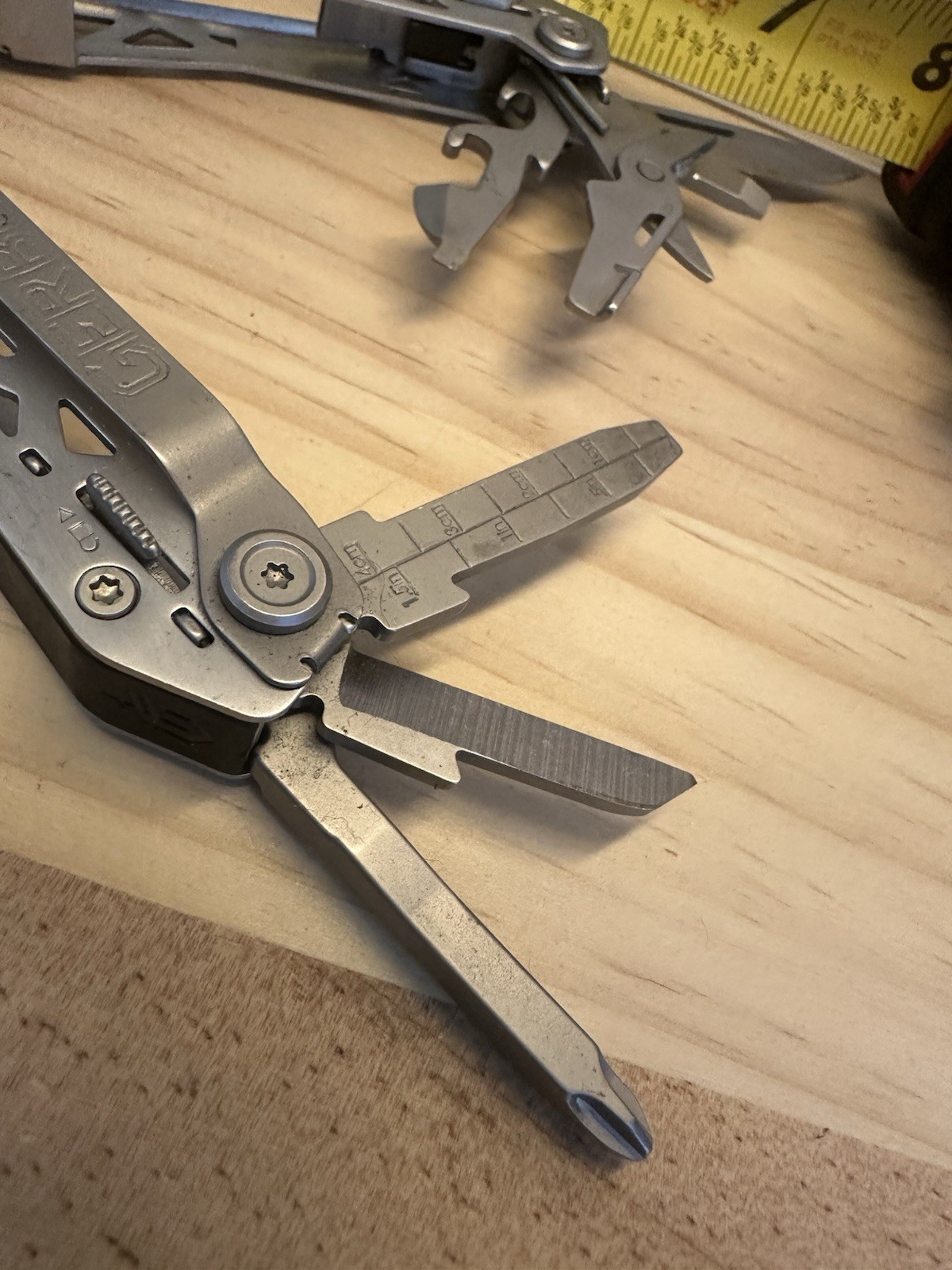 GERBER SUSPENSION NXT 15 In 1 Multitool 4” Closed Silver (MSRP $64)