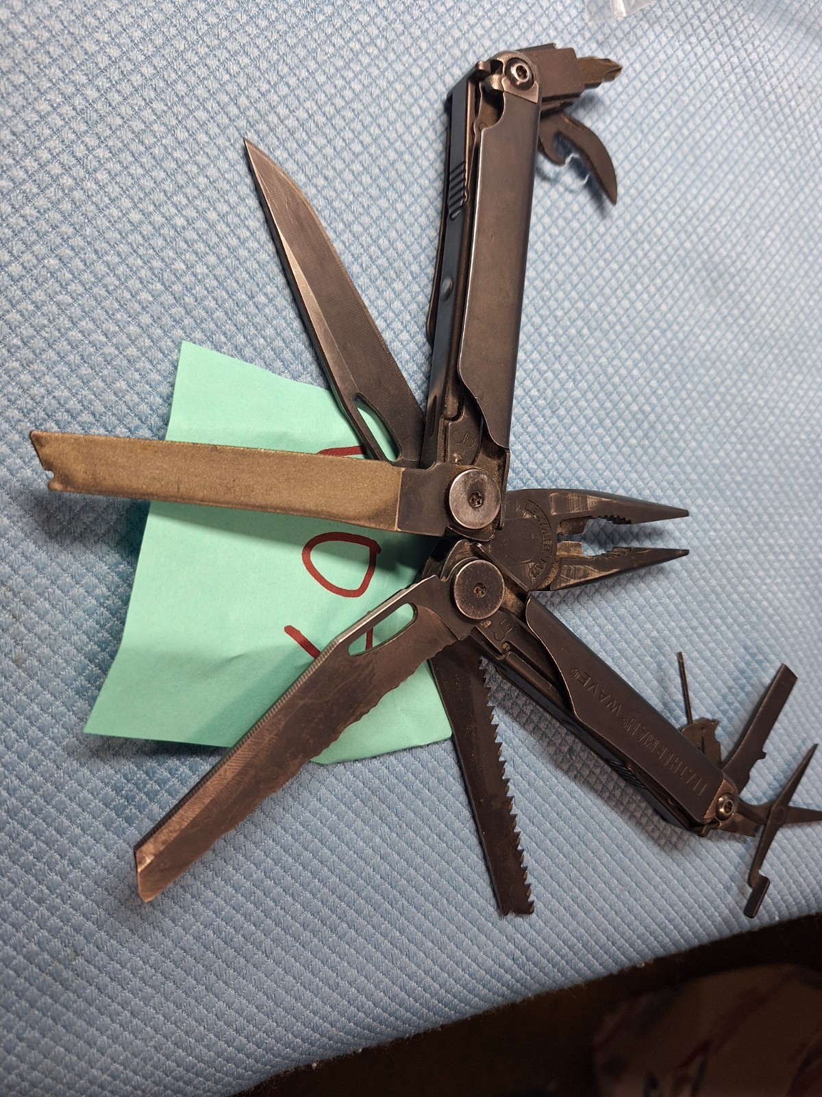 1 Leatherman Black Wave Multi Tool FISHING Camping LOC C07