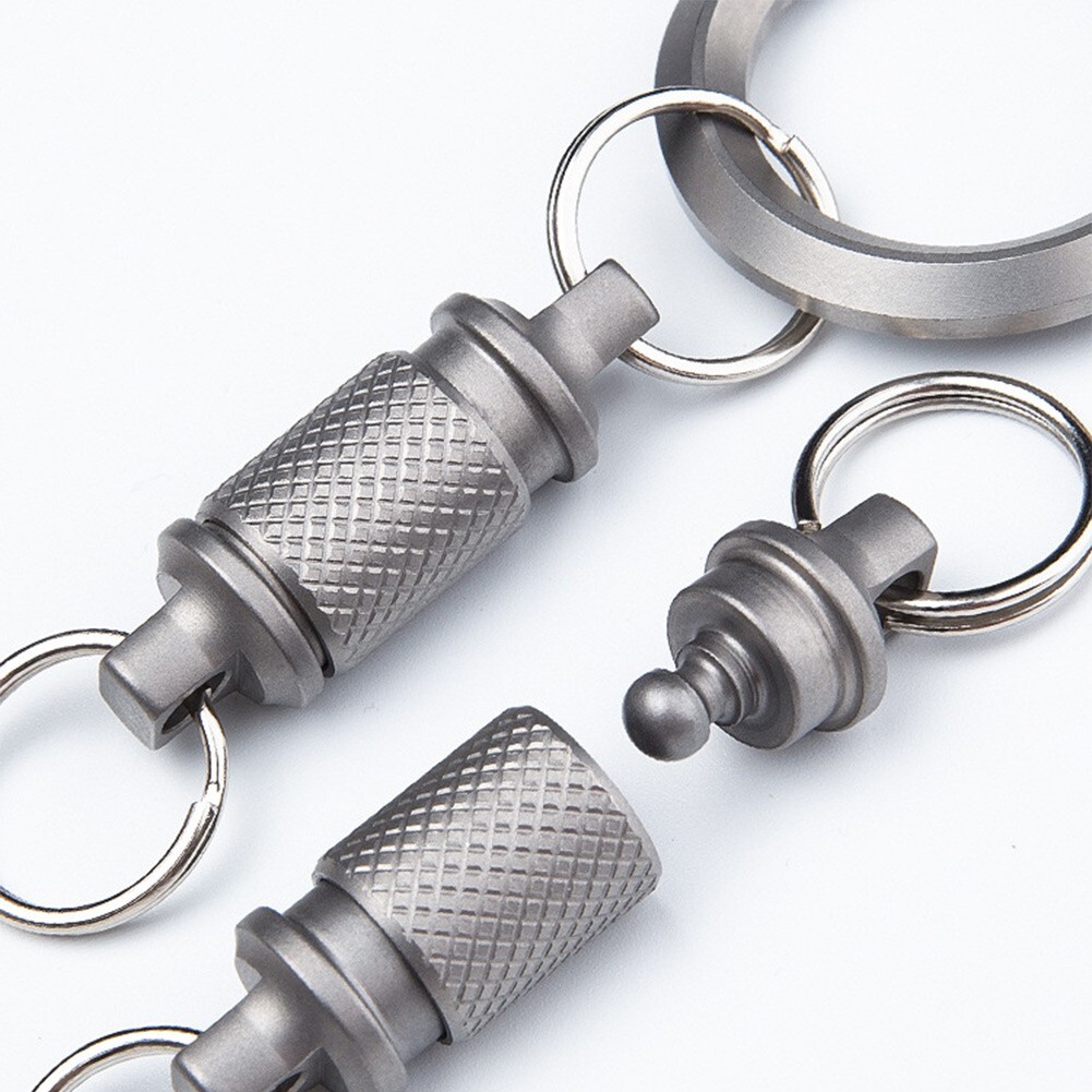 TitaniumAlloy Keychain Detachable Car Key Holder?? Swivel Quick-Release Tool
