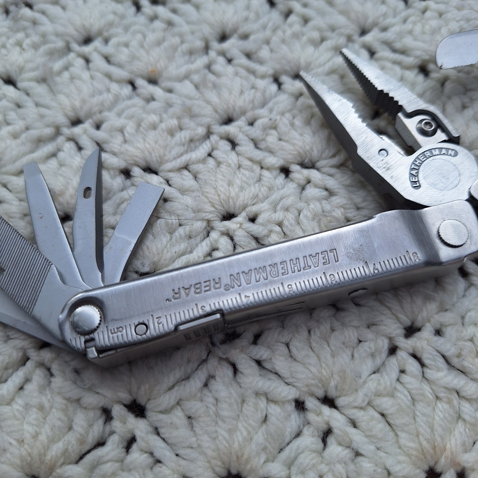 Leatherman Rebar Stainless Steel Multi Tool Pocket