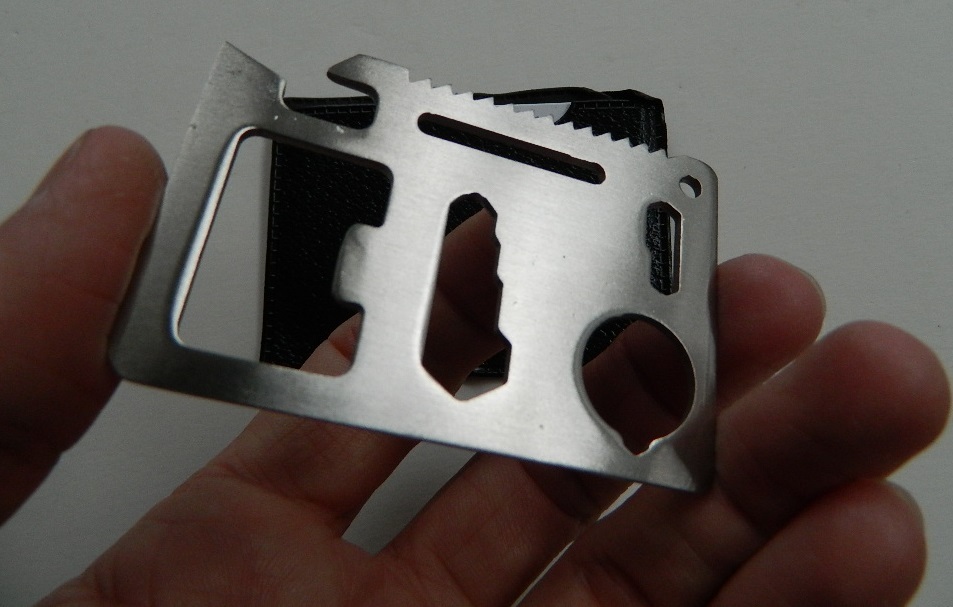 11 IN 1 OUTDOOR CAMPING SURVIVAL POCKET CREDIT CARD KNIFE, MULTI-TOOLS, LOT OF 3