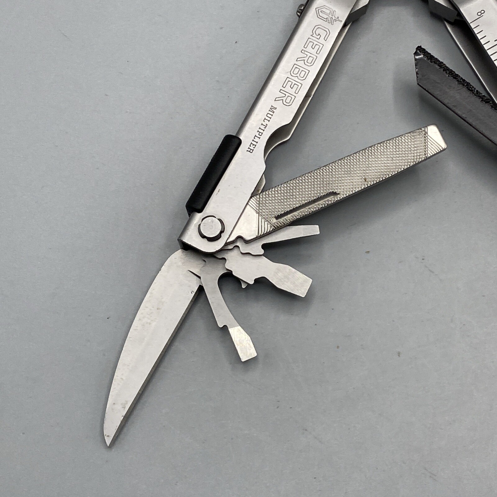 Gerber MP600 Woodsman with Carbide Cutters Multi tool – Silver
