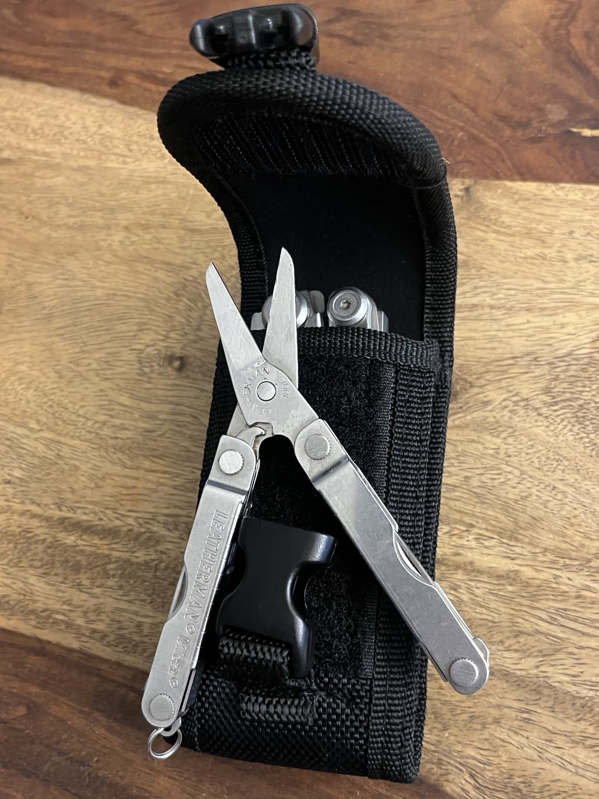 2022 Leatherman Skeletool & MICRA MultiTools SUPER NICE!! w/New Molle Sheath
