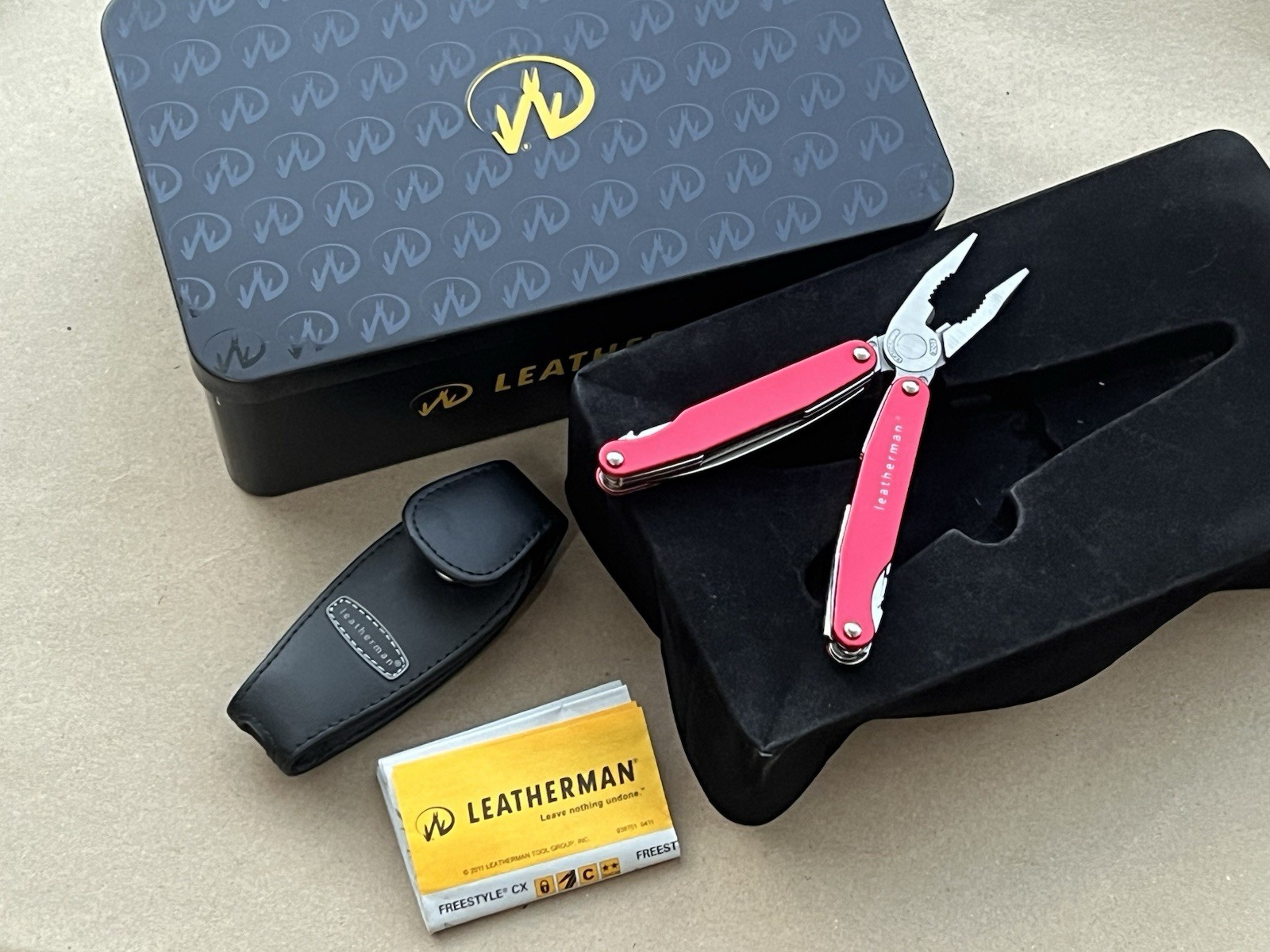 Leatherman Juice C2 – Inferno Red – New Old Stock – Collectibles, Retired.