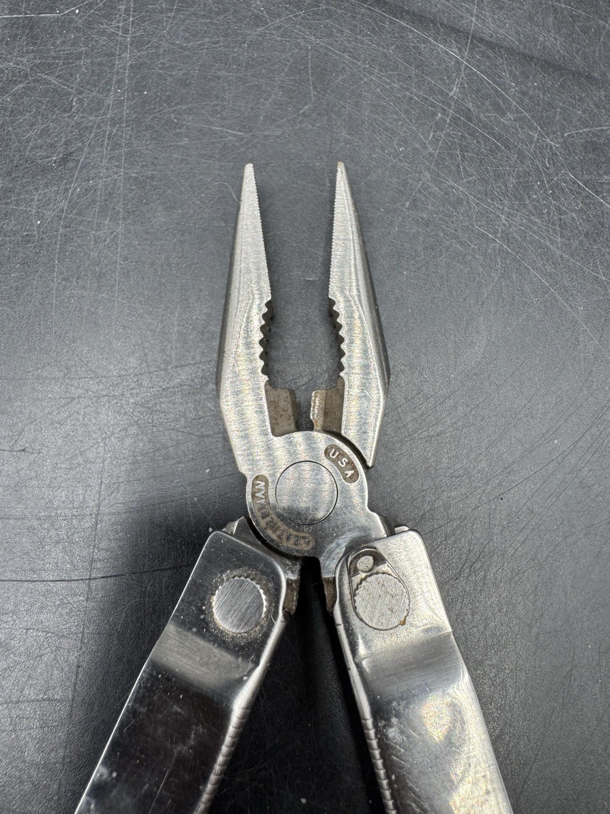 Leatherman PST II Multi-Tool, Scissors, Diamond File, w/Sheath, Retired
