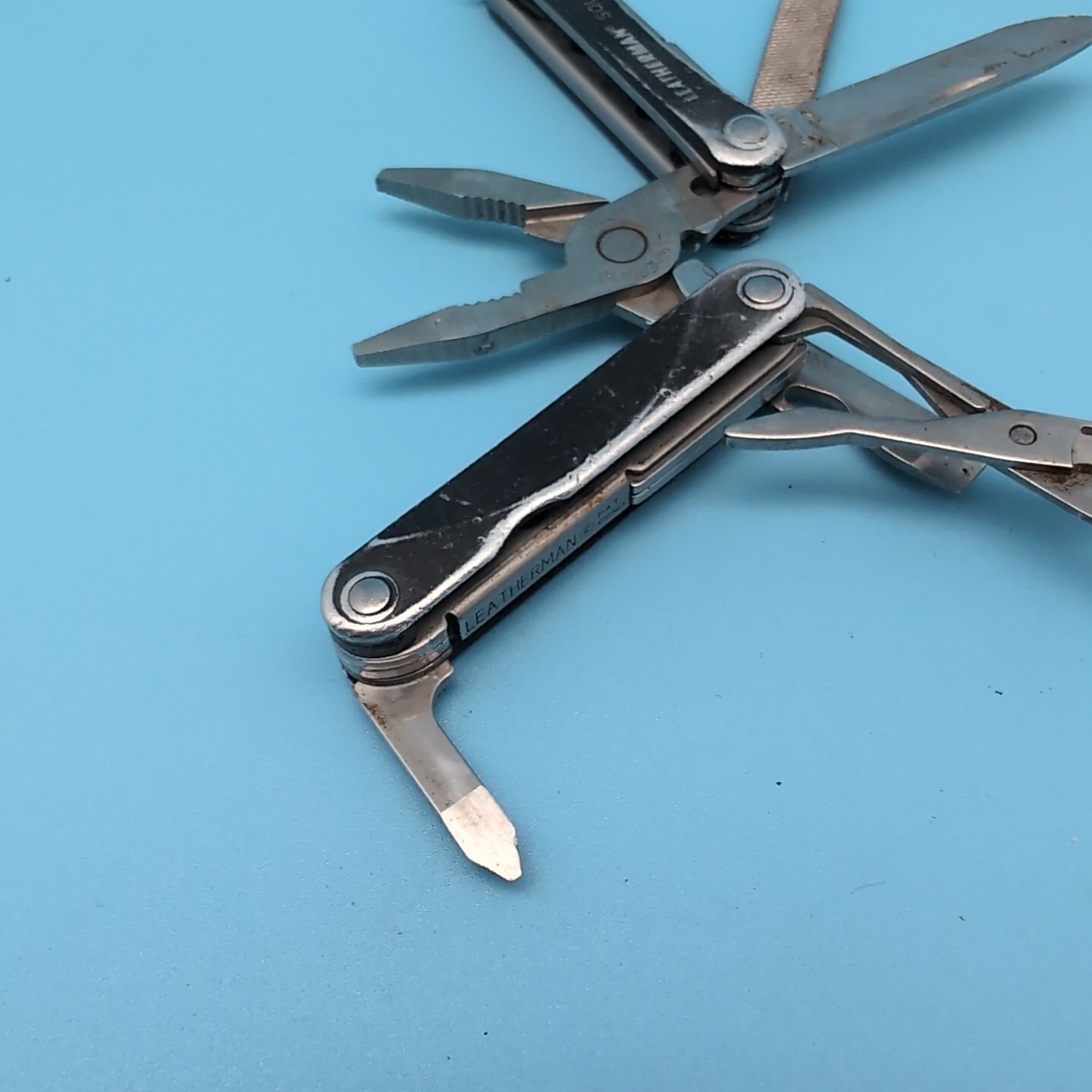 Leatherman Squirt PS4 Multi Tool Knife Pliers Scissors MATTE BLACK Q91