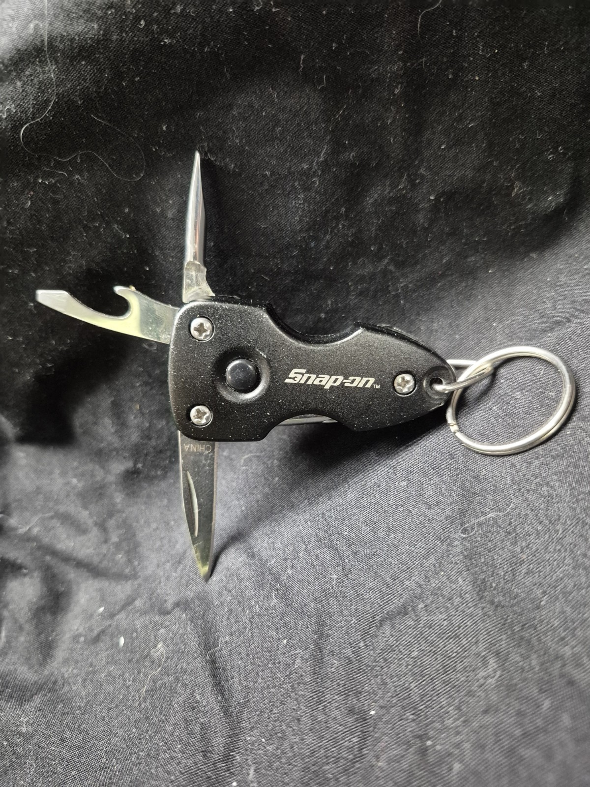 Snap-On Multi Tool Function Keychain Knife Black Bottle Opener