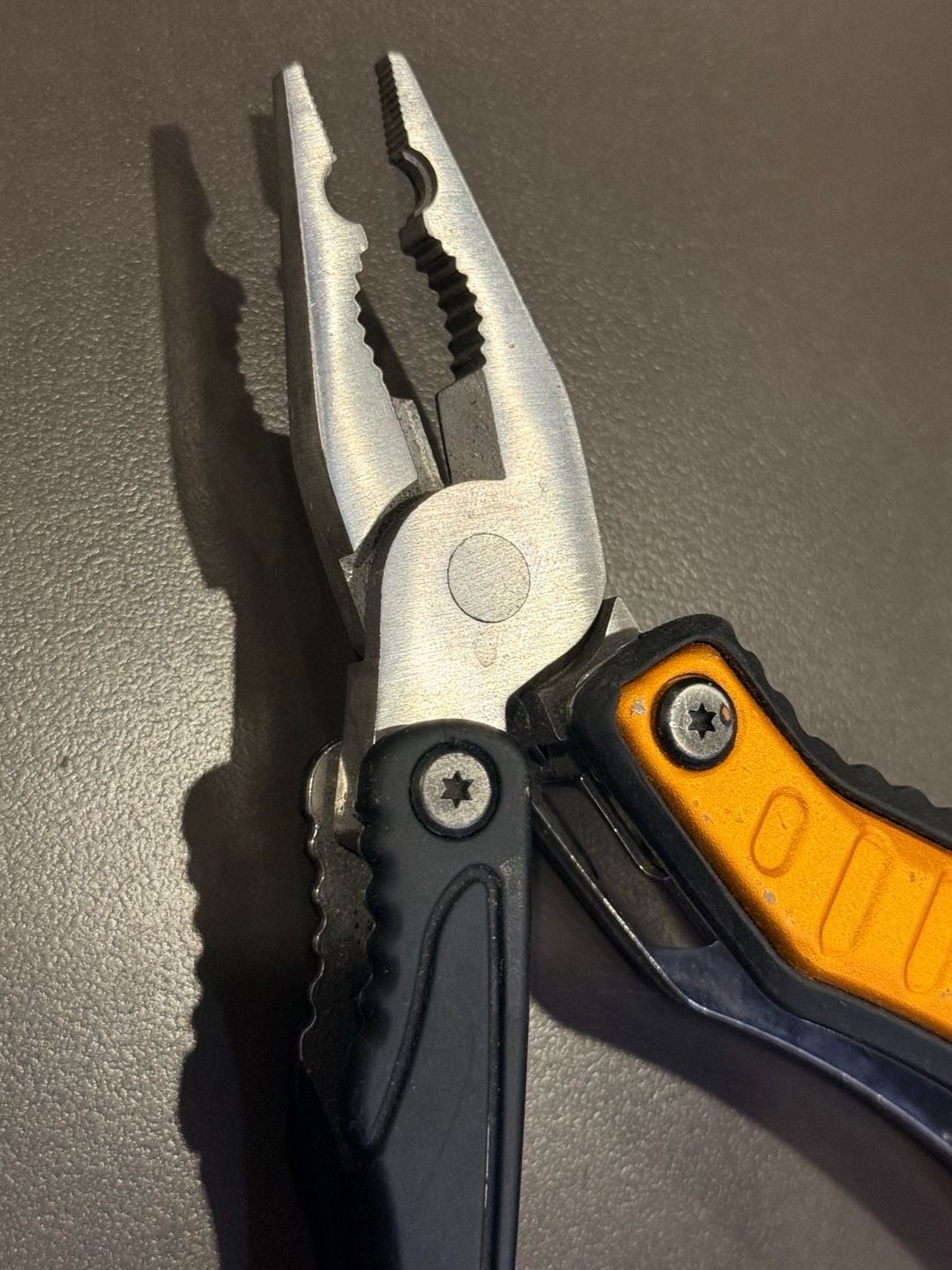 CAT XL 9-in-1 Folding Multi-Tool with Pliers and Stainless Steel Blades