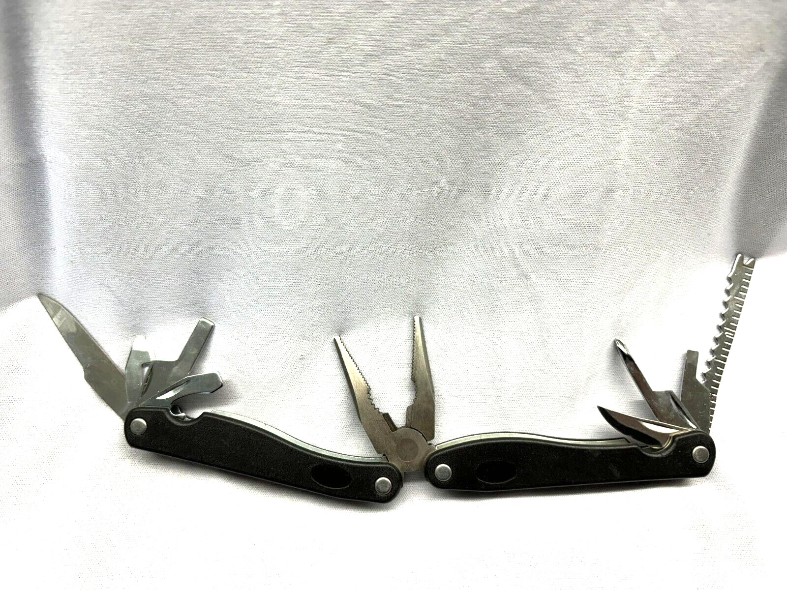 Handyman Club of America Folding Multi-Tool