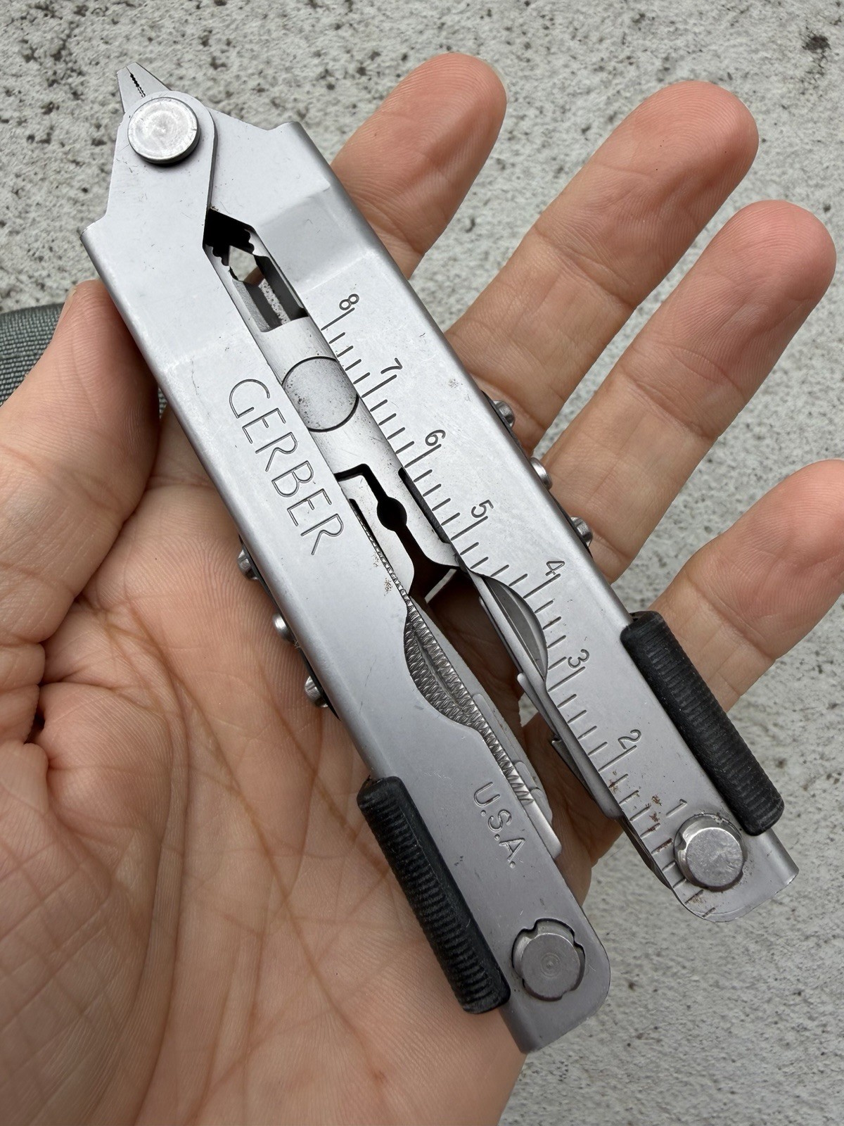 GERBER MP600 USA SILVER MULTI TOOL, KNIFE, PLIER, W/SHEATH, EXCELLENT!