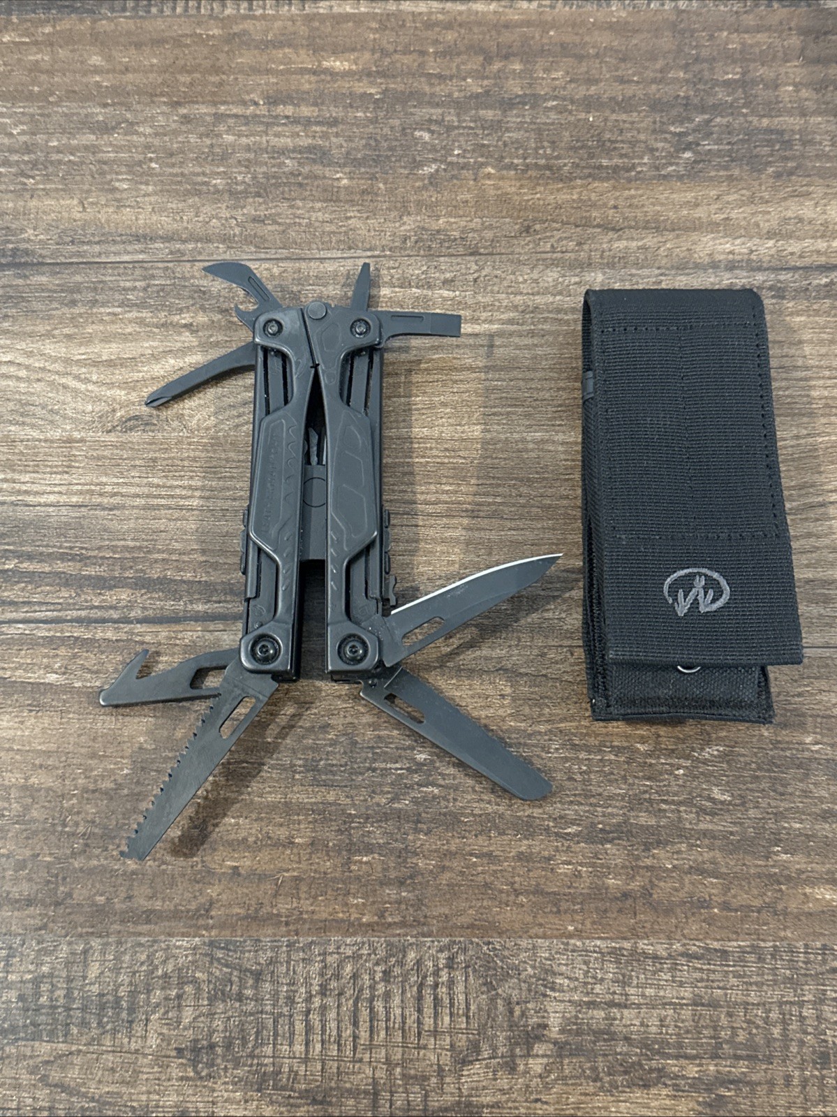 Leatherman OHT Multi-Tool Knife Discontinued – Black – Excellent