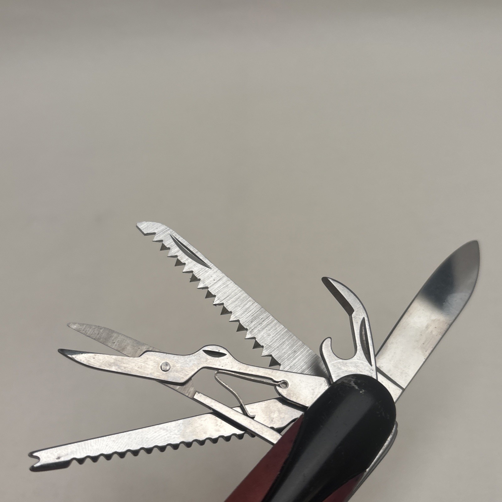 Workpro 15-in-1 Multitool Pocket Knife Stainless Brown Black Tactical Camp