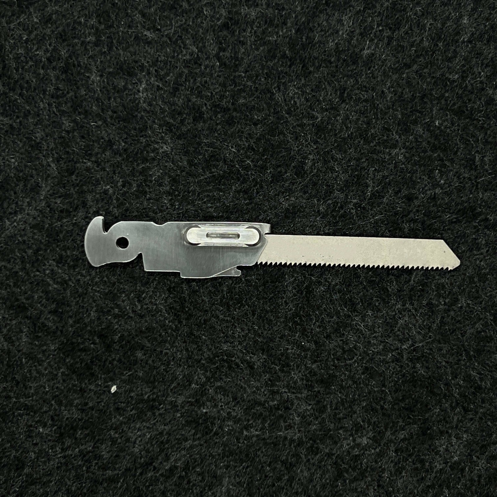 For Leatherman Free P2 P4 ARC Stainless steel Saw T-Shank Holder with Thumb Grip