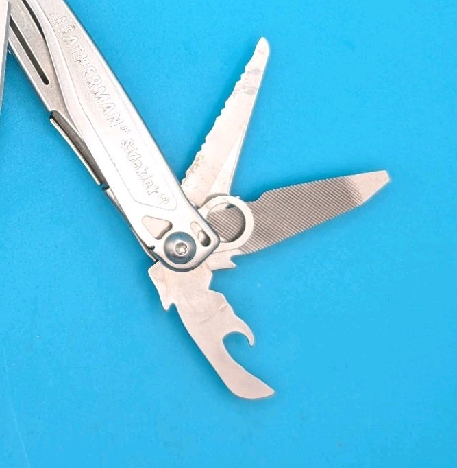 Leatherman Rev 3.8″ Multi-Tool, Stainless!