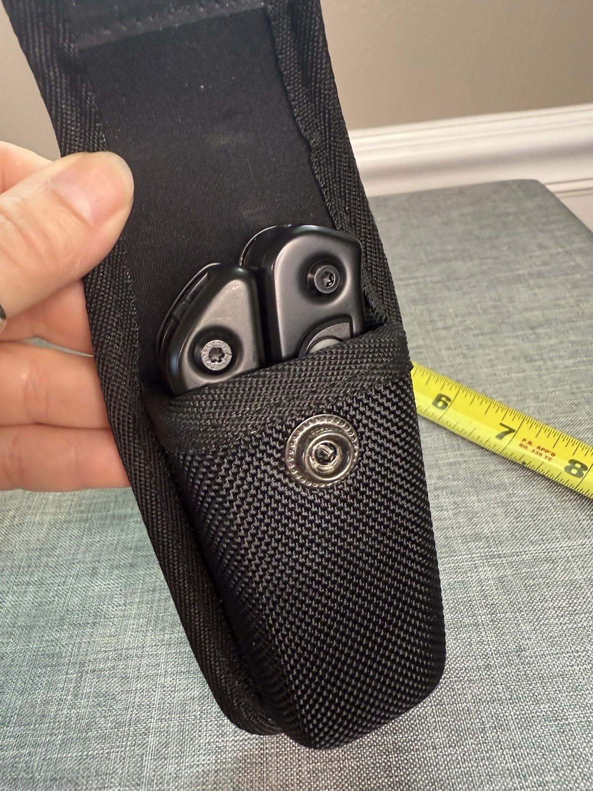 Duralast Multi Tool With Case… Light, Scissors. Screw Driver, Beer Opener