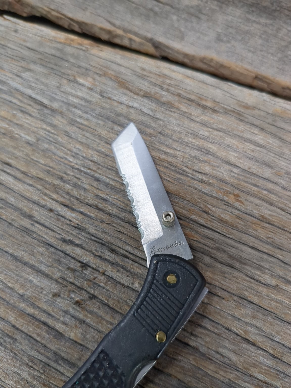 Barracuda Folding Pocket Knife Partially Serrated Stainless Steel China