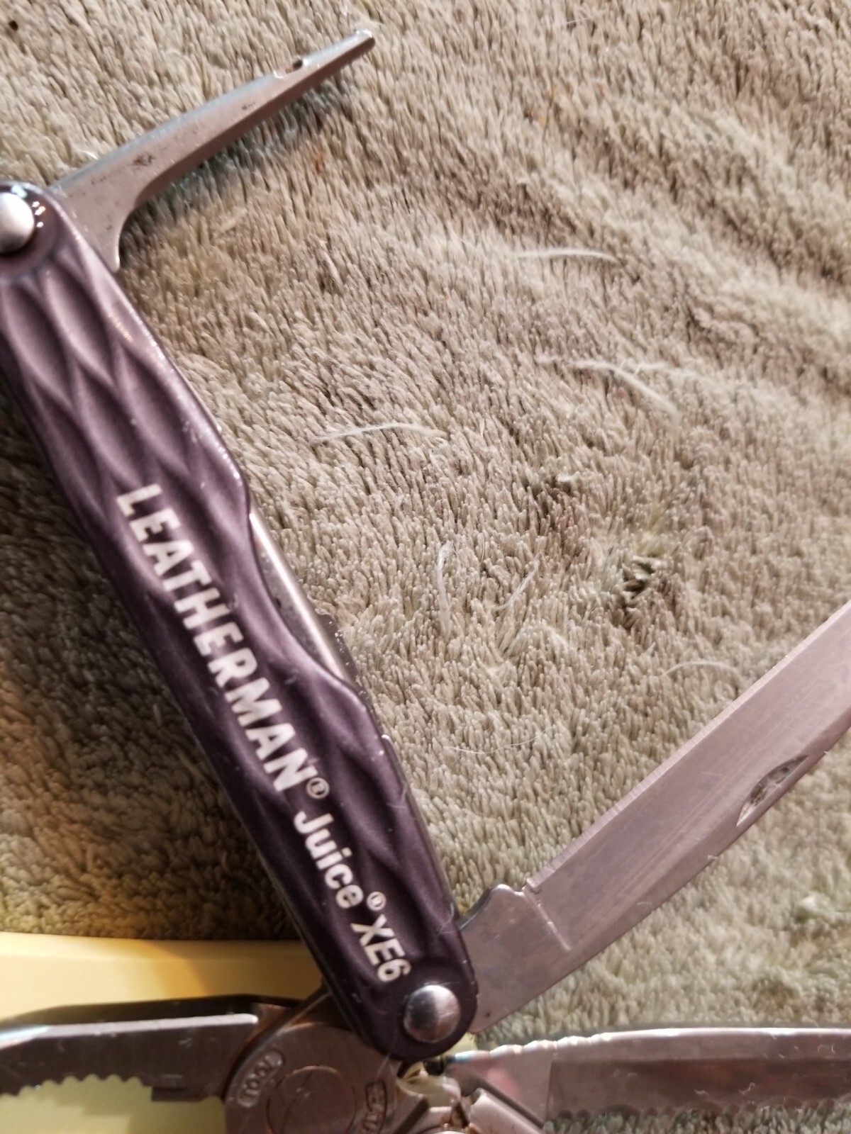 1 Leatherman Grey XE6 JUICE Multi Tool FISHING NICE LOT 2501