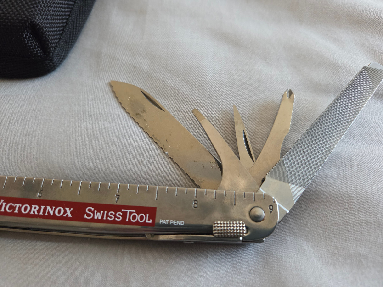 Vtg Victorinox SwissTool Pat Pend Swiss Army Knife Multi Tool Plier with Sheath