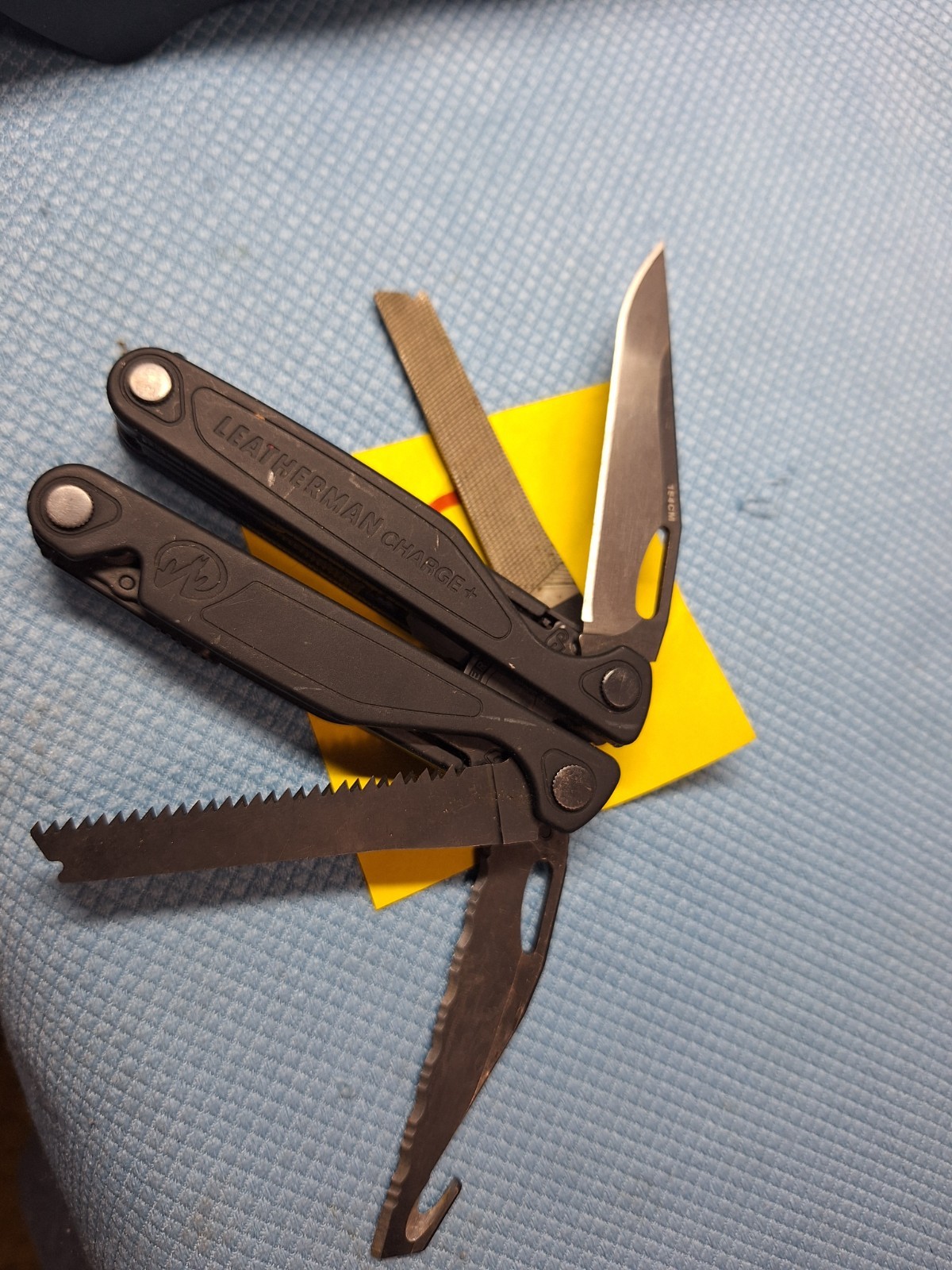 1 Leatherman Black Charge Multi Tool FISHING Camping LOC C12