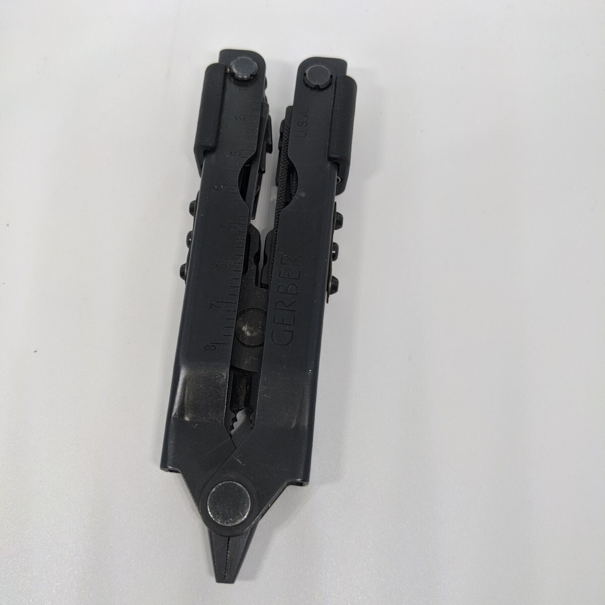 Gerber Gear MP600 14-in-1 Multi Tool Knife Pliers Wire Crimper Screwdriver &More