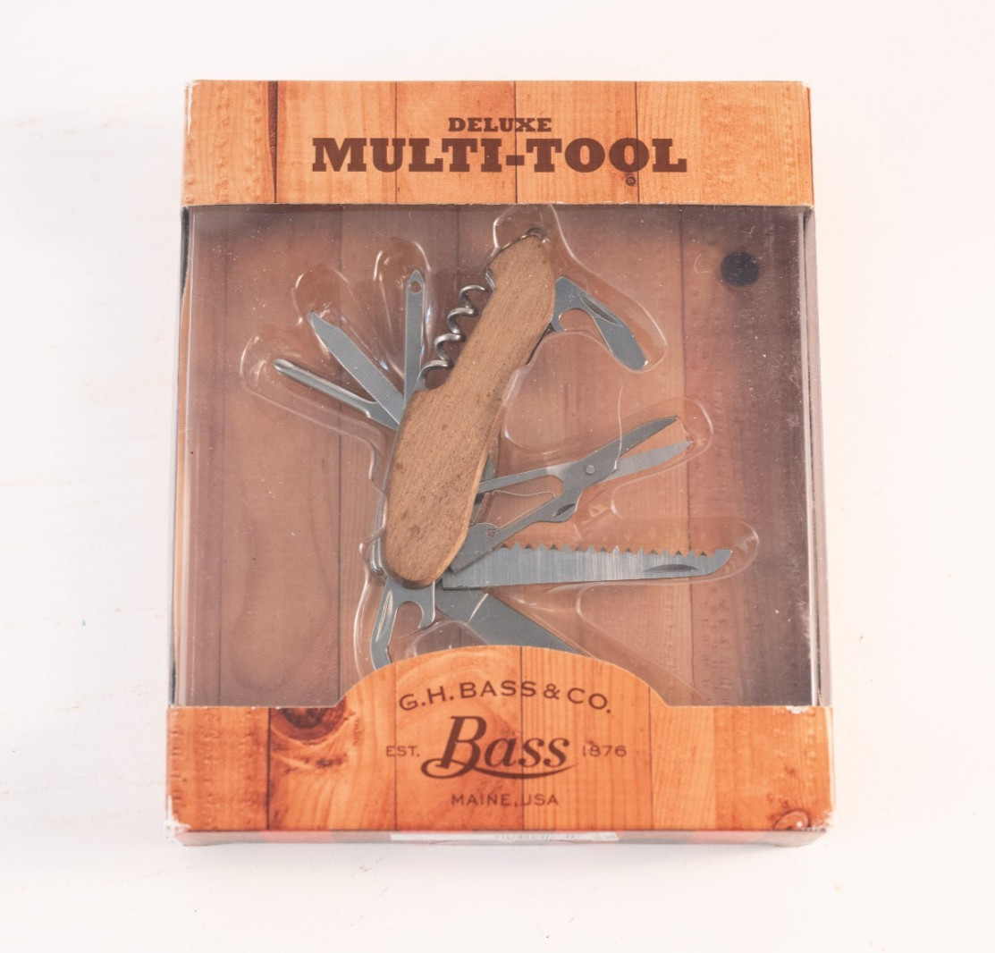 GH Bass & Co Deluxe Multi Tool – New in Box – Wood Handle