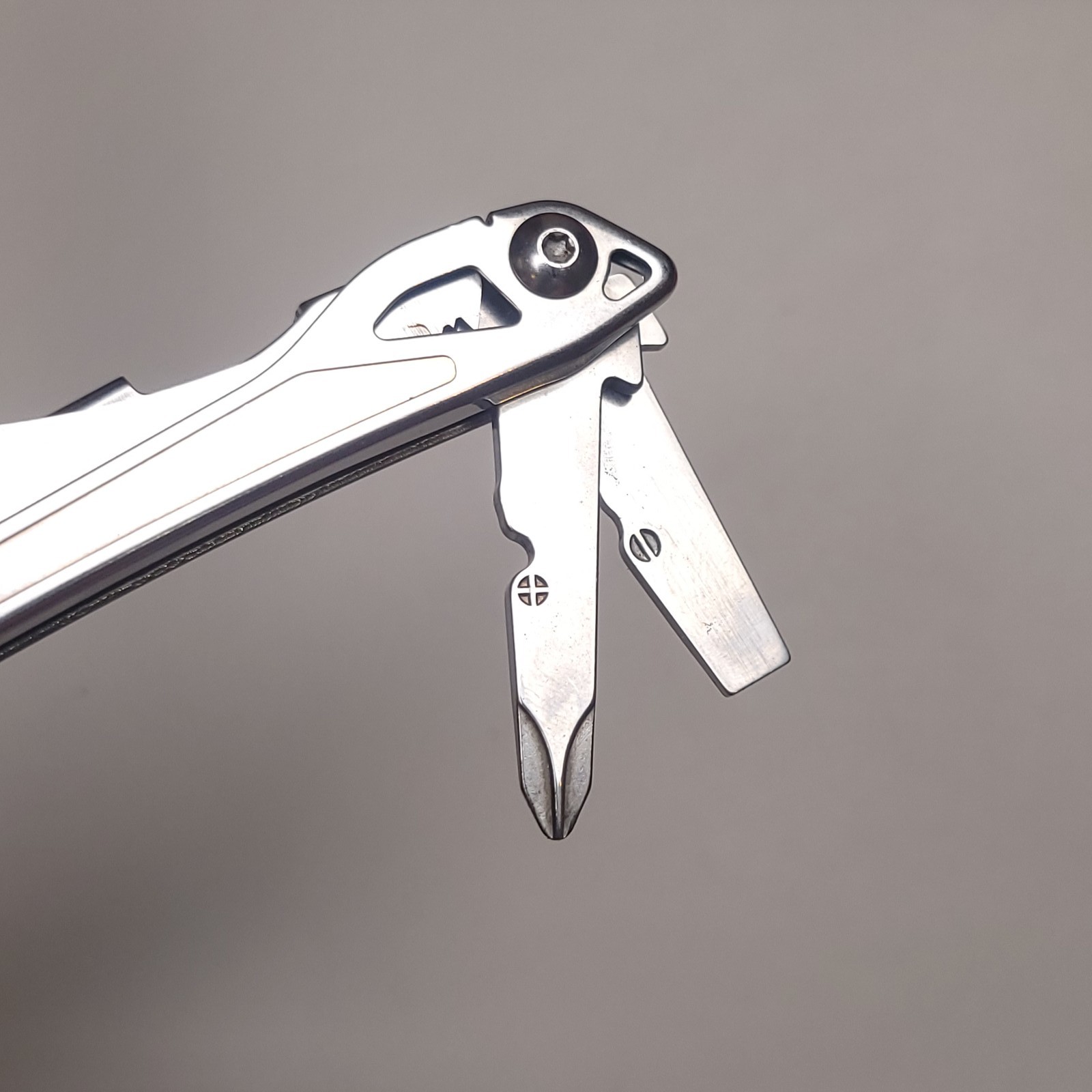 Leatherman Sidekick Multi-Tool Pocket Knife Stainless Steel Pliers