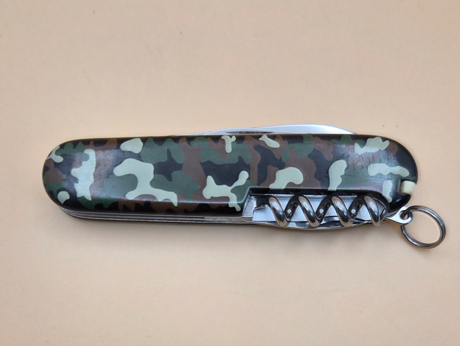 Victorinox SPARTAN Swiss Army Knife Camo – Good Condition (002)
